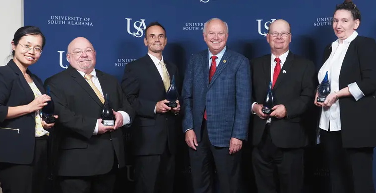 Engineering Professor Among 5 South Researchers Honored