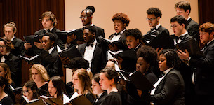 Holiday Choral Concert Dec 5 at Laidlaw